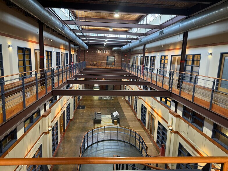 More Photos Of 127 W Worthington Ave, Charlotte Office Residential For Lease