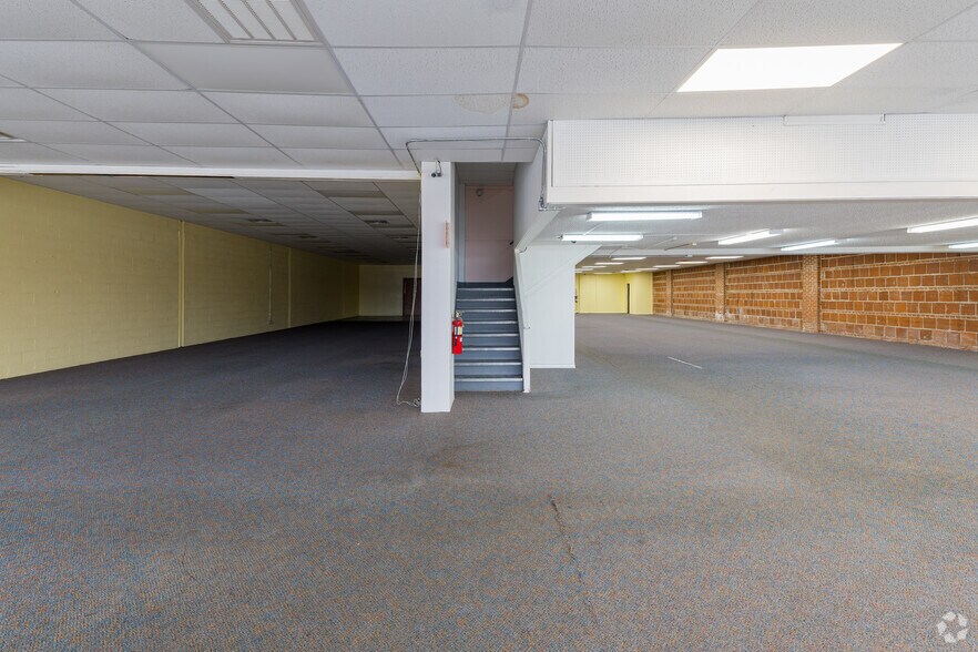 More Photos Of 216 SW 29th St, Oklahoma City Storefront For Sale