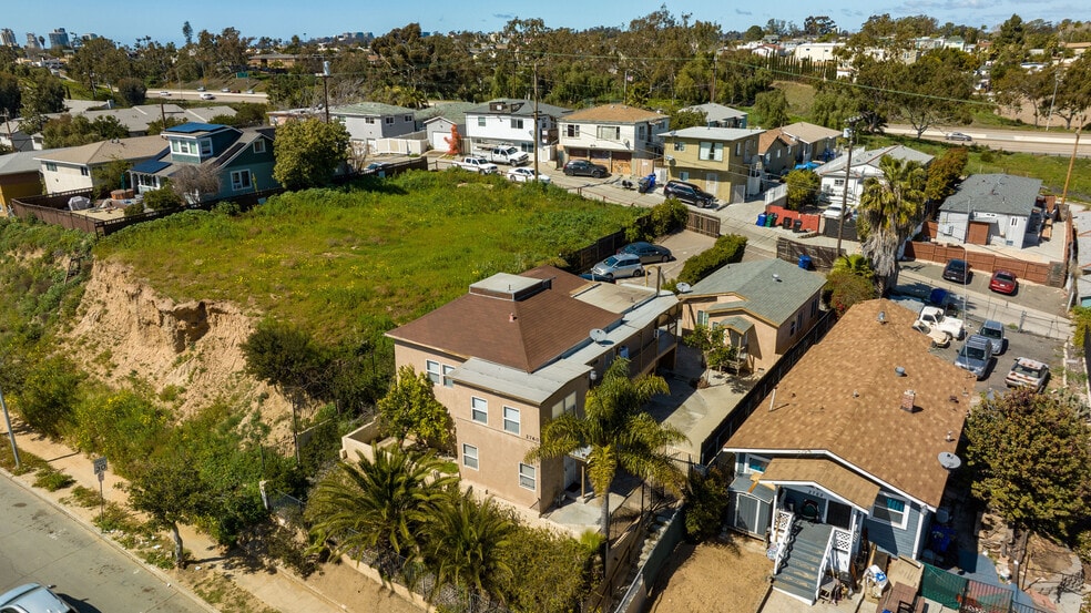 More Photos Of 2760-2762 Market St, San Diego Apartments For Sale