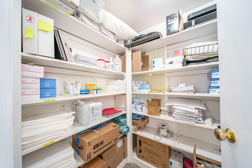 More Photos Of 315 E Route 66, Glendora Healthcare For Lease