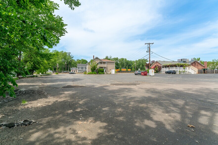 More Photos Of 1154 Worcester Rd, Framingham Freestanding For Sale