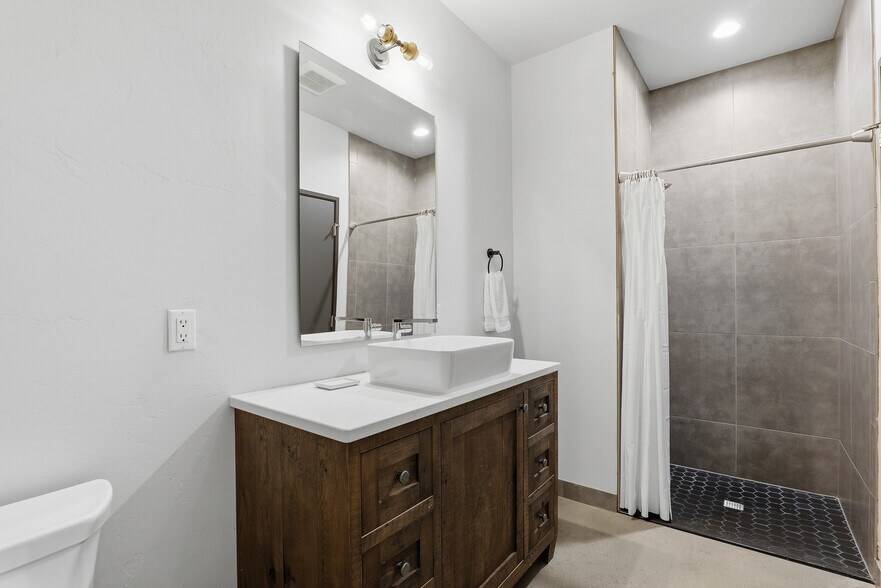 More Photos Of 171 E Rhine St, Elkhart Lake Apartments For Sale