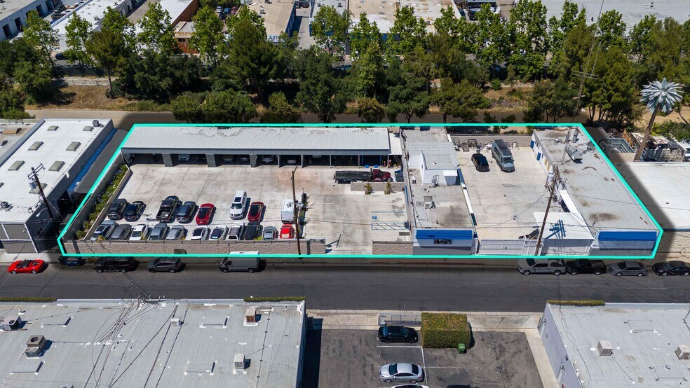 Primary Photo Of 14723 Aetna St, Van Nuys Auto Repair For Sale