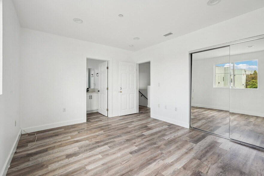 More Photos Of 2516 Malabar St, Los Angeles Apartments For Sale