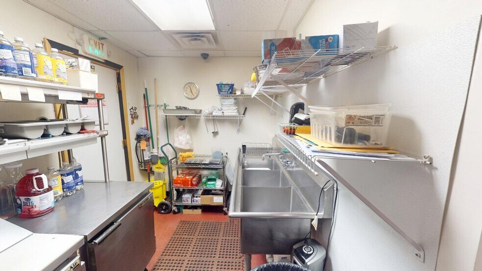 More Photos Of 326 Court St, Williamsport General Retail For Sale