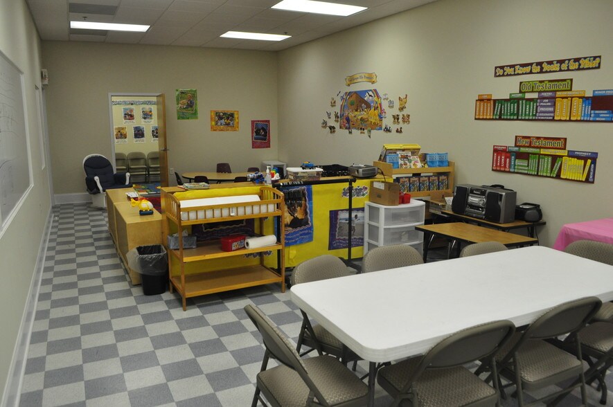 More Photos Of 1970 Riverside Pky, Lawrenceville Medical For Lease