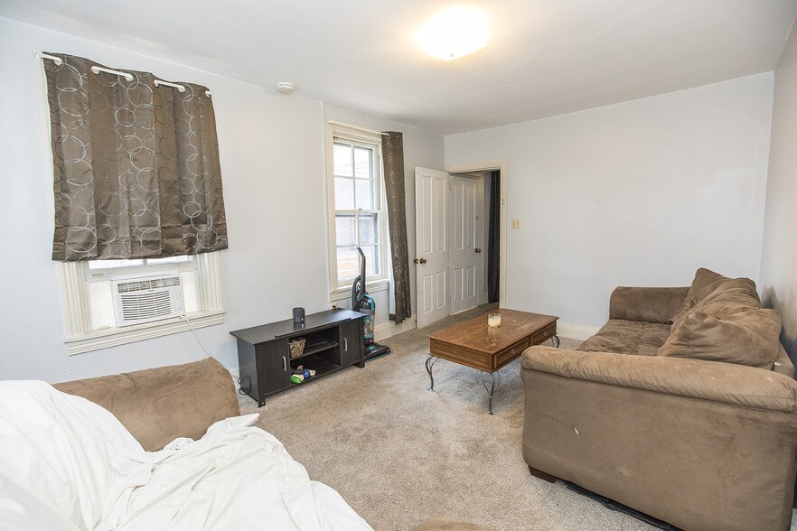 More Photos Of 731 Washington St, Reading Multifamily For Sale