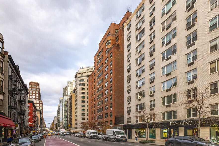 More Photos Of 1235 Lexington Ave, New York Apartments For Sale