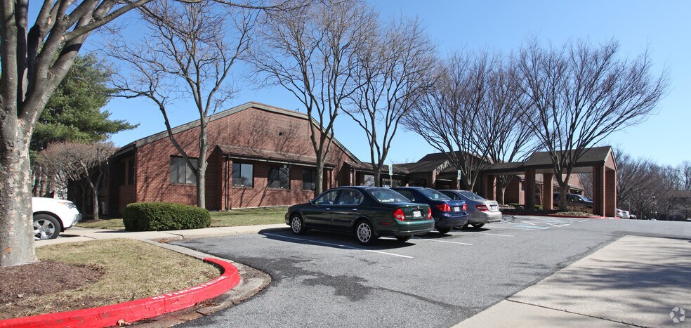 More Photos Of 10705-10715 Charter Dr, Columbia Medical For Lease