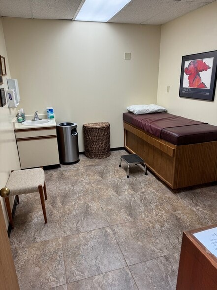 More Photos Of 239 Wakea Ave, Kahului Medical For Sale