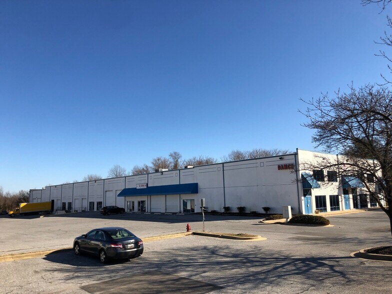 More Photos Of 7971-7997 Fernham Ln, Forestville Light Distribution For Lease