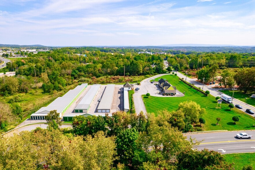 More Photos Of 485 E Main St, Middletown Self Storage For Sale
