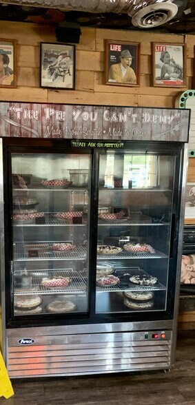 More Photos Of 1220 E 15th St, Joplin Specialty For Sale