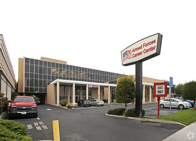 More Photos Of 3550 Stevens Creek Blvd, San Jose Office For Lease