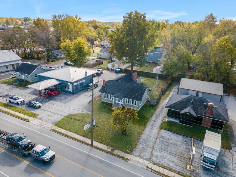 More Photos Of 1658 Saint Louis St, Springfield Office For Lease