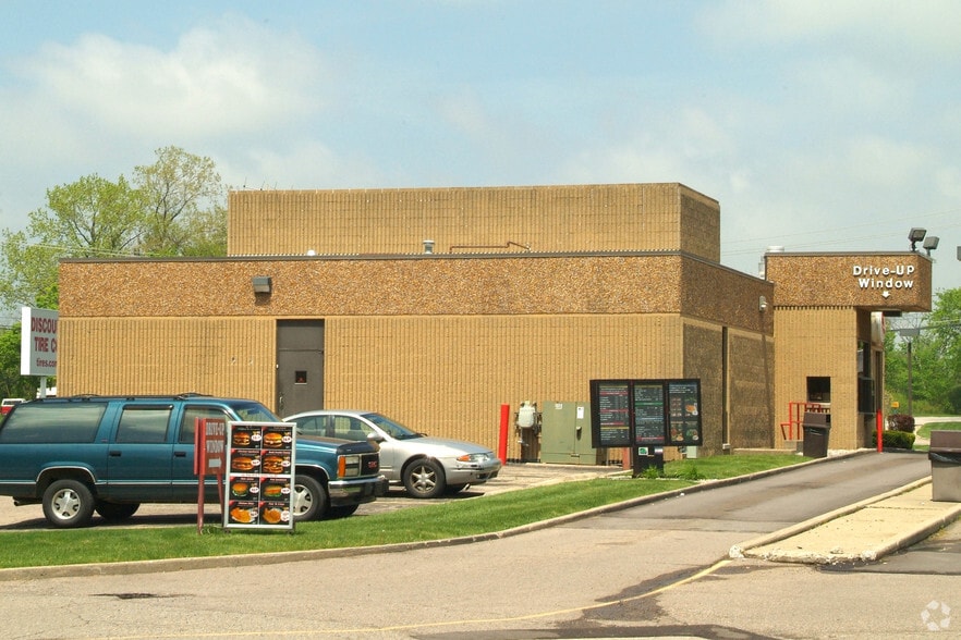 More Photos Of 4451 W Pierson Rd, Flint Freestanding For Sale