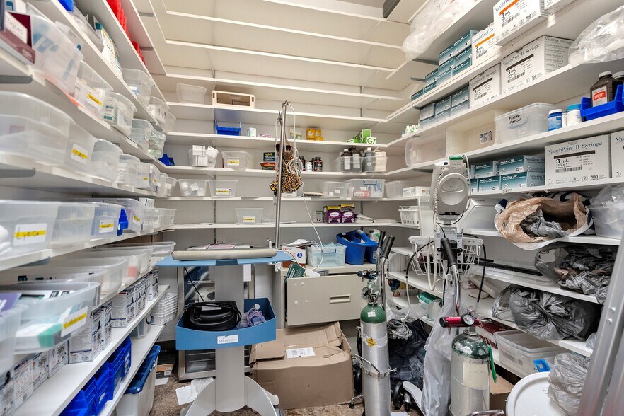 More Photos Of 901-911 N Central Ave, Kissimmee Medical For Lease