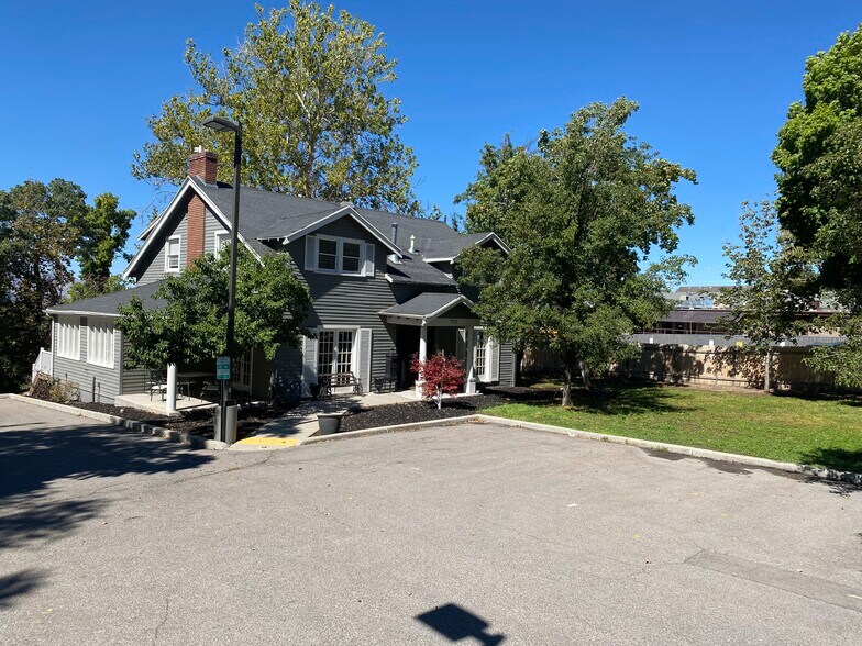 More Photos Of 3538 S Highland Dr, Salt Lake City Loft Creative Space For Sale