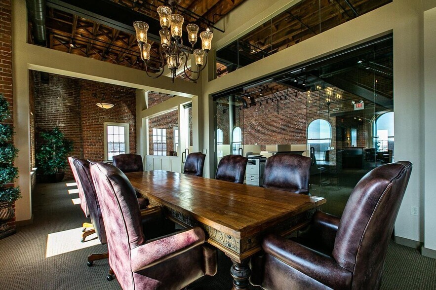 More Photos Of 600 Star Brewery Dr, Dubuque Office For Lease