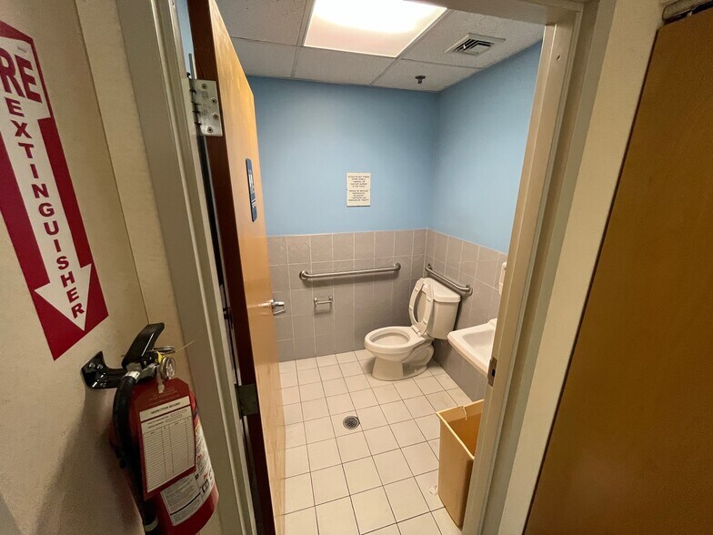 More Photos Of 42 Locust Ave, Wallington Medical For Lease