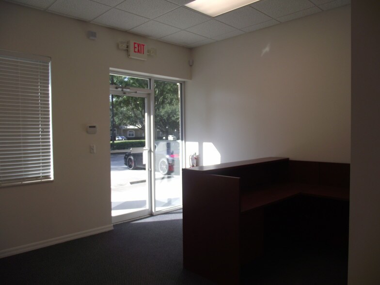 More Photos Of 2701-2703 Rew Cir, Ocoee Office Residential For Lease