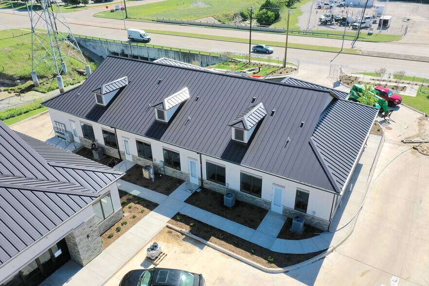 More Photos Of 525 Shiloh Rd, Plano Medical For Sale