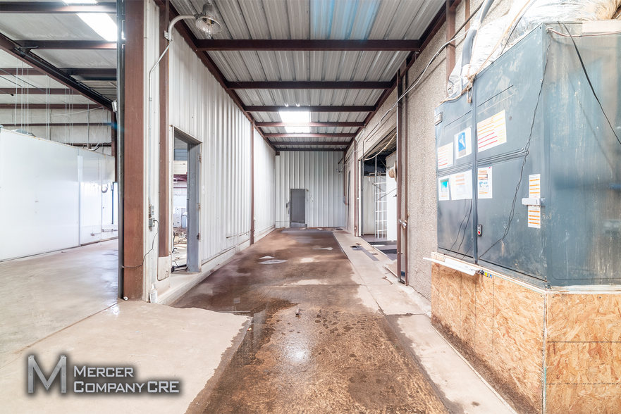 More Photos Of 30 SE 17th St, Oklahoma City Warehouse For Lease