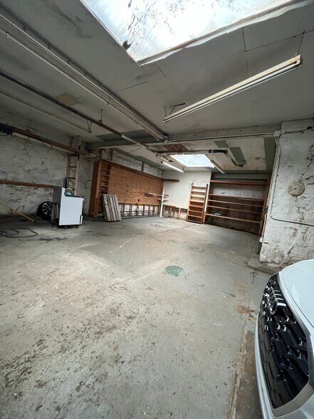 More Photos Of 78 N Broadway, Yonkers Office For Lease