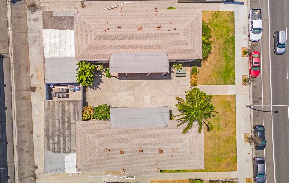 More Photos Of , Los Angeles Multifamily For Sale
