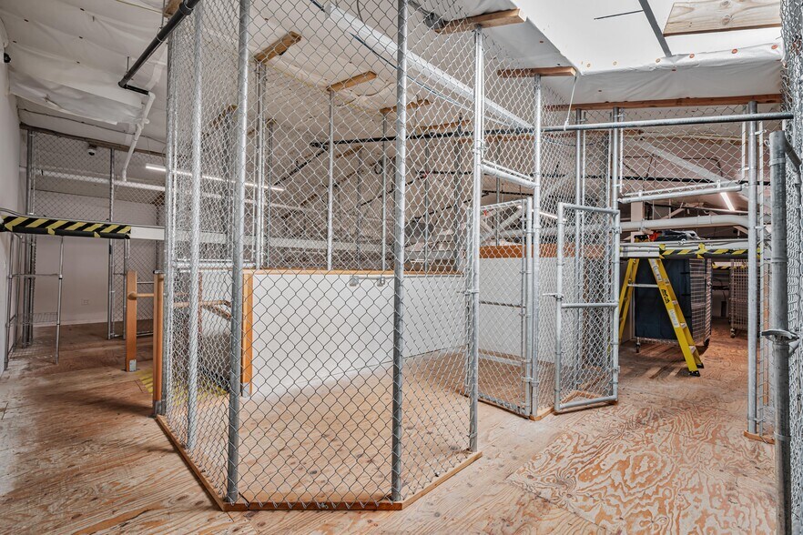 More Photos Of 1320 #1 9th St, Berkeley Industrial For Sale