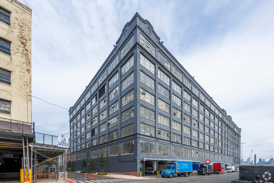 More Photos Of 4000-4014 1st Ave, Brooklyn Warehouse For Lease