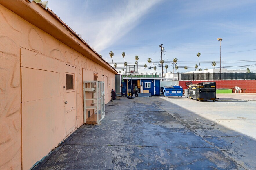 More Photos Of ,  Unknown For Sale