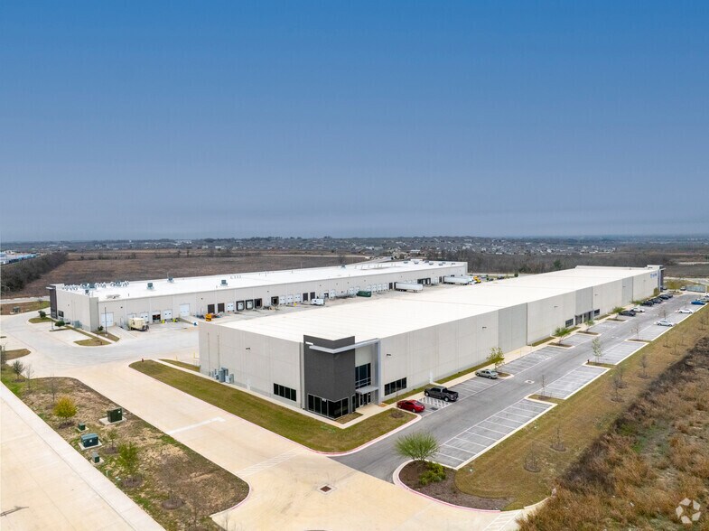 Primary Photo Of 912 Flustern Rd, San Marcos Distribution For Lease