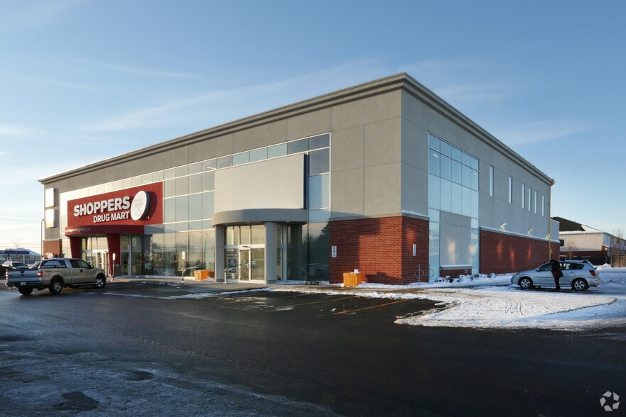 More Photos Of 2301 10th Line Rd, Ottawa Drugstore For Lease