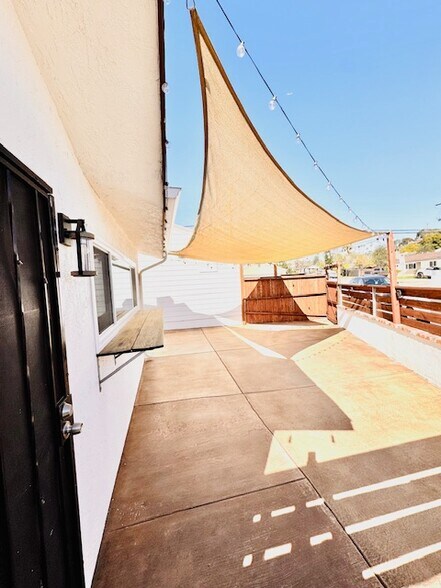 More Photos Of 4204 Rolando Blvd, San Diego Storefront For Lease