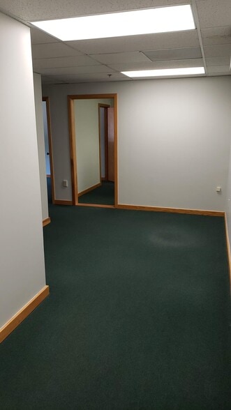 More Photos Of 85 Constitution Ln, Danvers Medical For Lease
