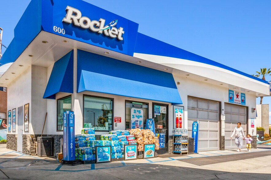 More Photos Of 600 N Garfield Ave, Alhambra Service Station For Sale