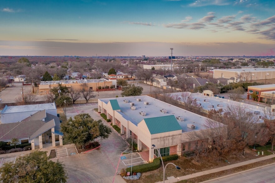 More Photos Of 2225 Avenue J, Arlington Office For Sale