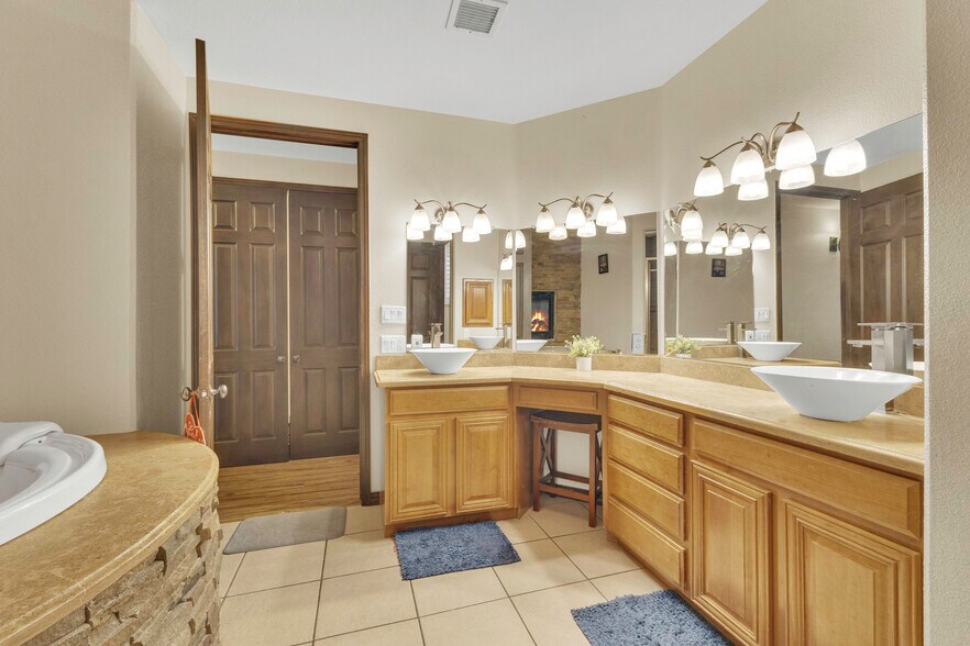 More Photos Of 636 Keagle Rd, Socorro Specialty For Sale