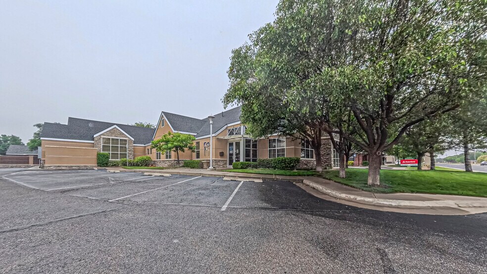 More Photos Of 7901 SW 45th Ave, Amarillo Office For Lease