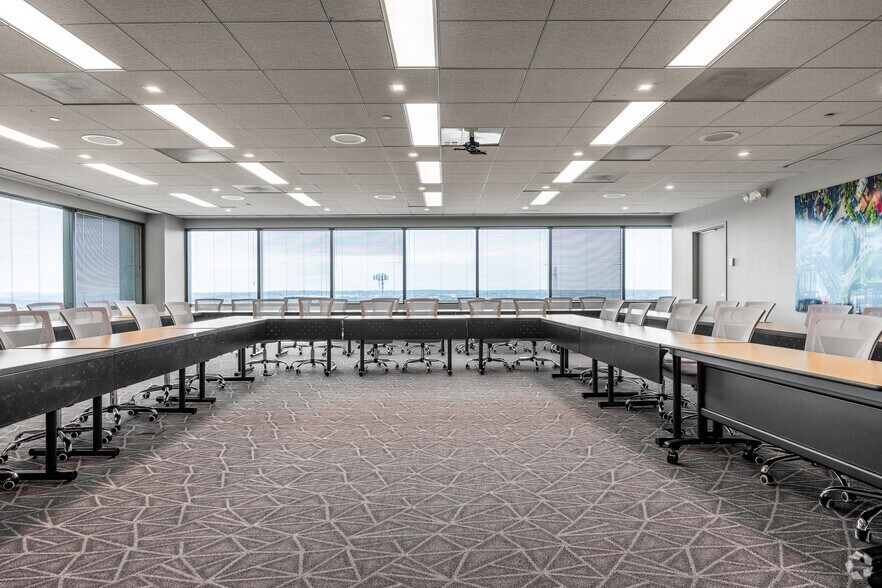More Photos Of 1 Tower Center Blvd, East Brunswick Coworking Space