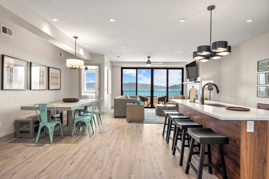 More Photos Of 45 E 150 S, Garden City Apartments For Sale