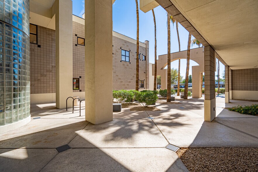 More Photos Of 6135 N 7th St, Phoenix Office For Lease