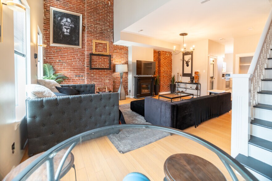 More Photos Of 1701 S 9th St, Saint Louis Multifamily For Sale