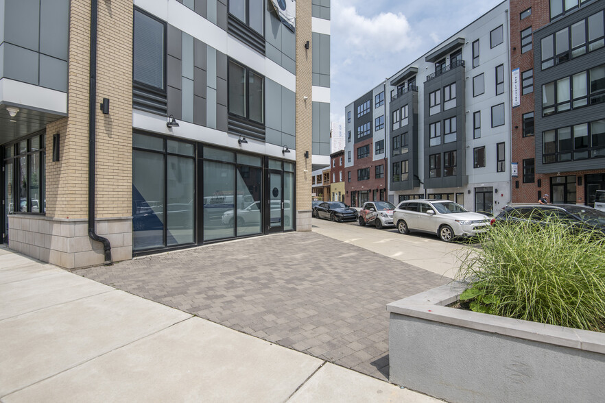 More Photos Of 1508 Ridge Ave, Philadelphia Apartments For Lease