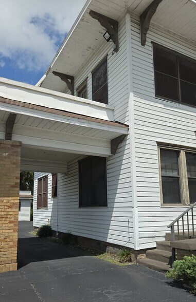 More Photos Of 204 N Macdill Ave, Tampa Office For Sale