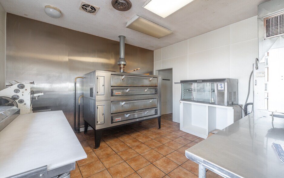 More Photos Of 9180 State Route 140, Hamel Restaurant For Sale