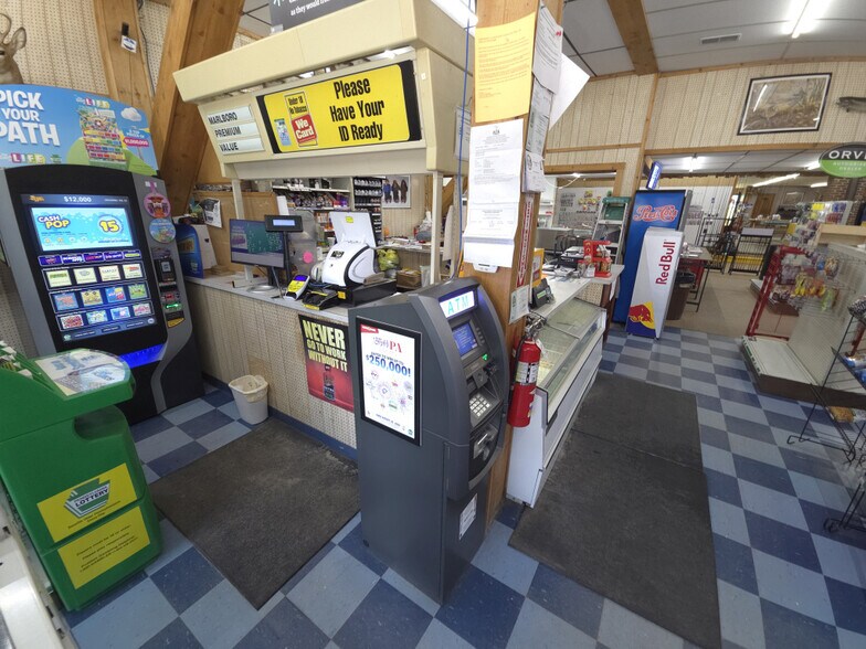 More Photos Of 10543 Old Lake Rd, Lake City Service Station For Sale