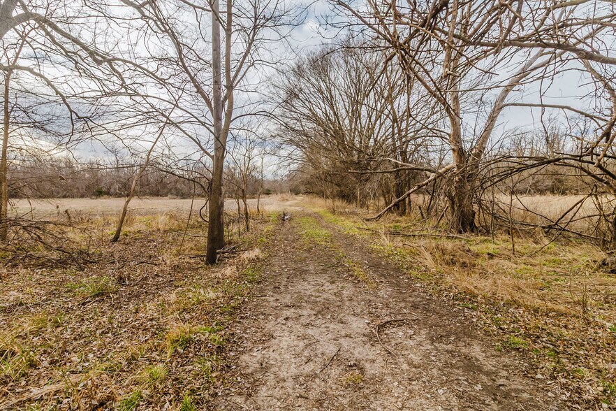More Photos Of 79+/- Acres on 272nd Rd. Rd @ 41st Rd, Arkansas City Land For Sale