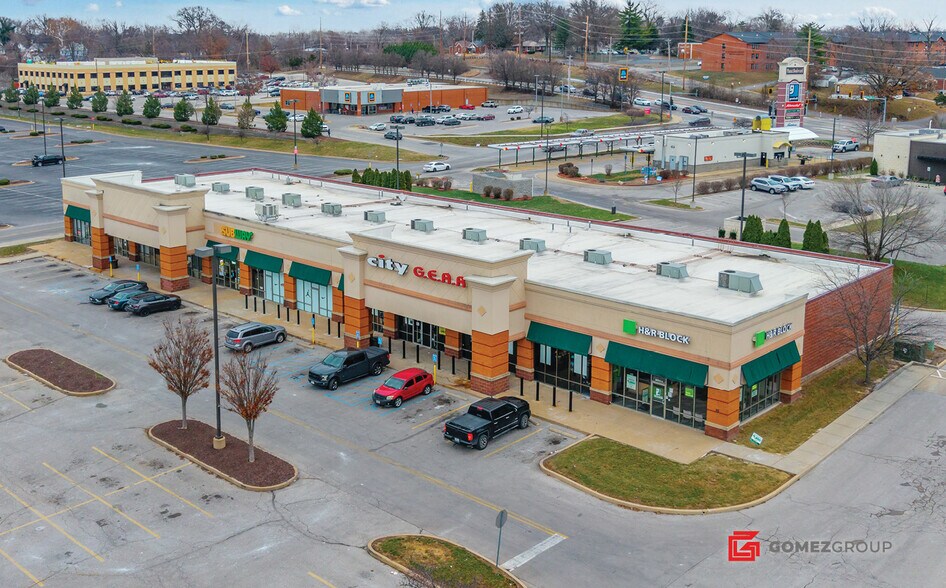 More Photos Of 8005 W Florissant, Saint Louis Freestanding For Sale